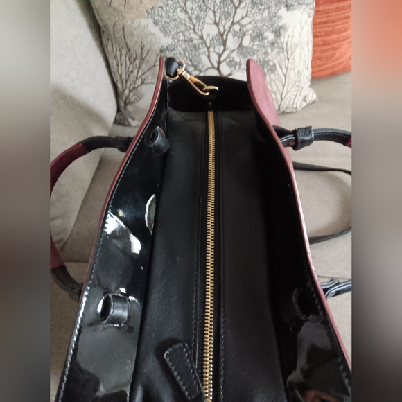 FURLA Vintage Leather Tote - Picture 10 of 15